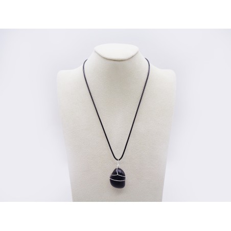 CIONDOLO IN OSSIDIANA NERA