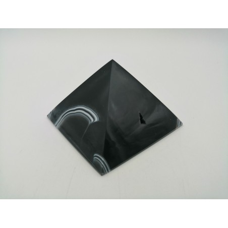 PIRAMIDE AGATA NERA