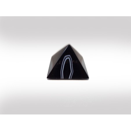 PIRAMIDE AGATA NERA