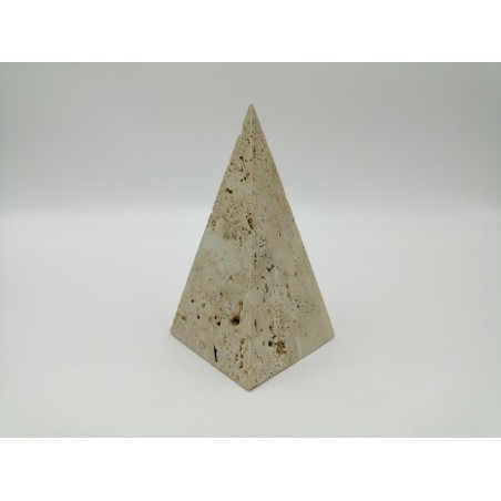 PIRAMIDE IN TRAVERTINO