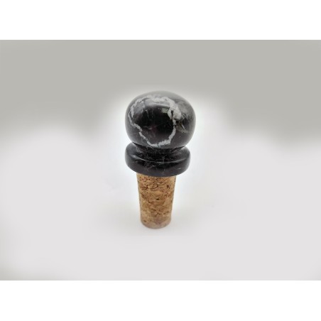 TAPPO IN ROSSO LEVANTO