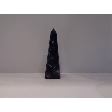 OBELISCO IN SODALITE