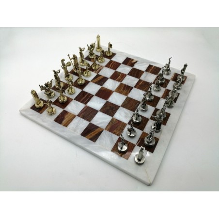 SCACCHIERA IN MARMO E ONICE CON SCACCHI MITOLOGICI