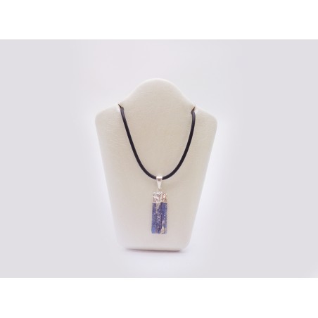 CIONDOLO PICCOLO IN CIANITE BLU NATURALE