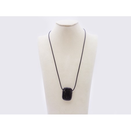 CIONDOLO RETTANGOLARE NUUMMITE