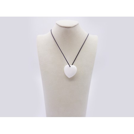 CIONDOLO IN CONCHIGLIA FOSSILE