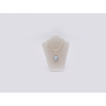 COLLANA CON CIONDOLO IN LARIMAR