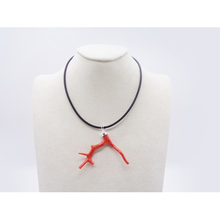 COLLANA CON CIONDOLO IN CAUCCIU'