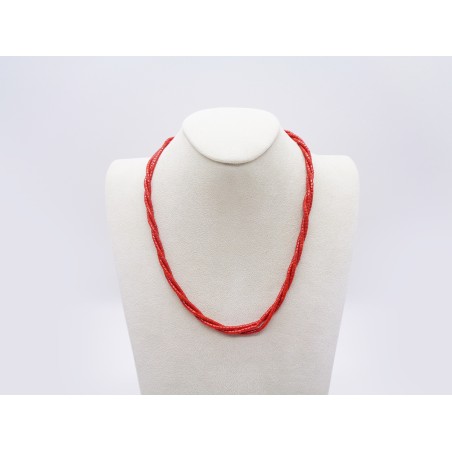 COLLANA TRE FILI CORALLO ROSSO CON CHIUSURA DORATA