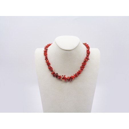 COLLANA DI CORALLO ROSSO CON CHIUSURA DORATA
