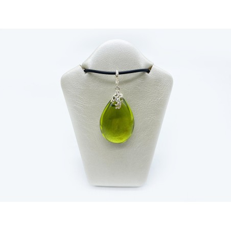 COLLANA CON CIONDOLO IN AMBRA