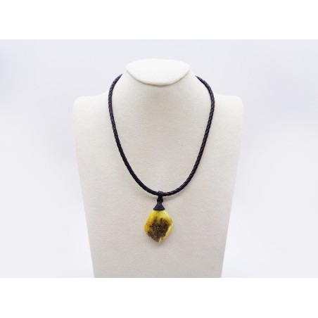 COLLANA CON CIONDOLO