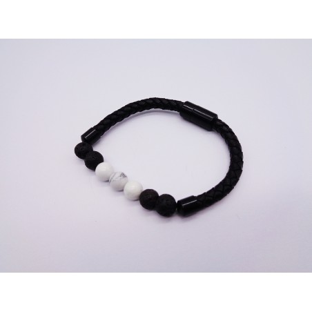 BRACCIALE IN PELLE E HOWLITE BIANCA