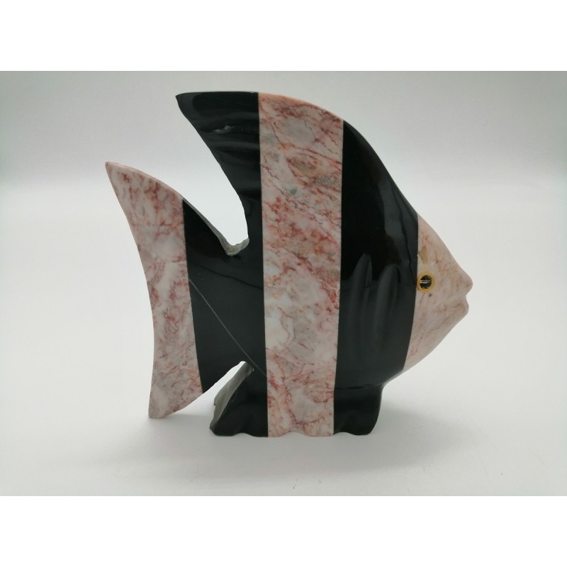 0427E 204  PESCE IN MARMO