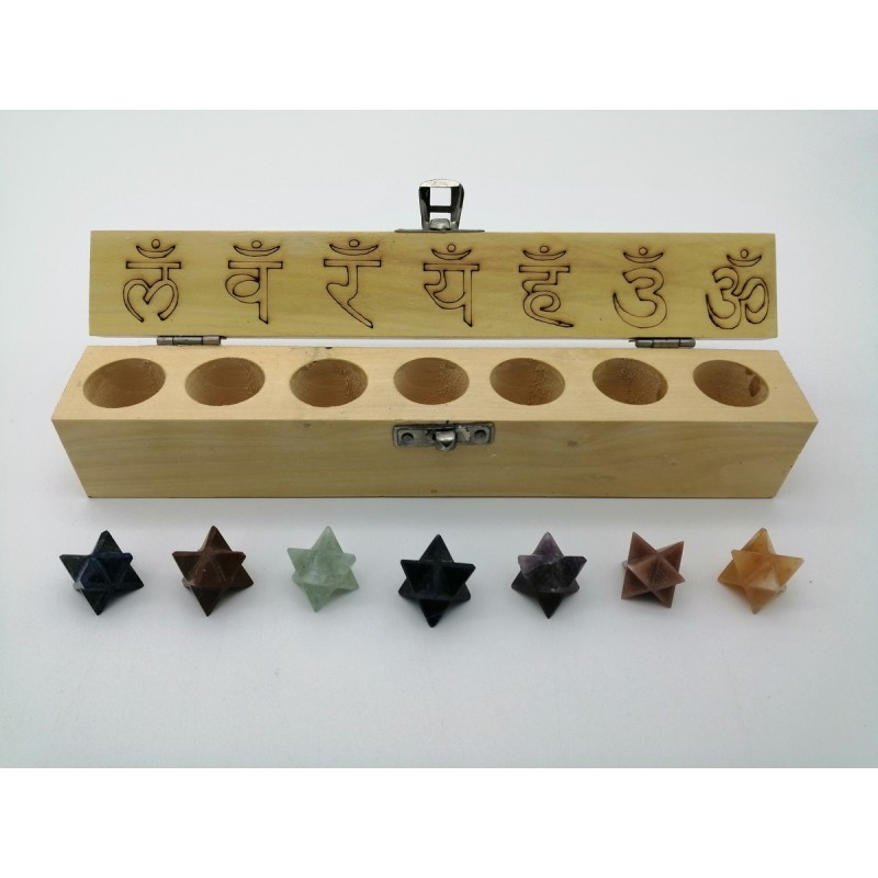 0485CK084  1  BOX IN LEGNO RETT.PIETRE CHAKRA