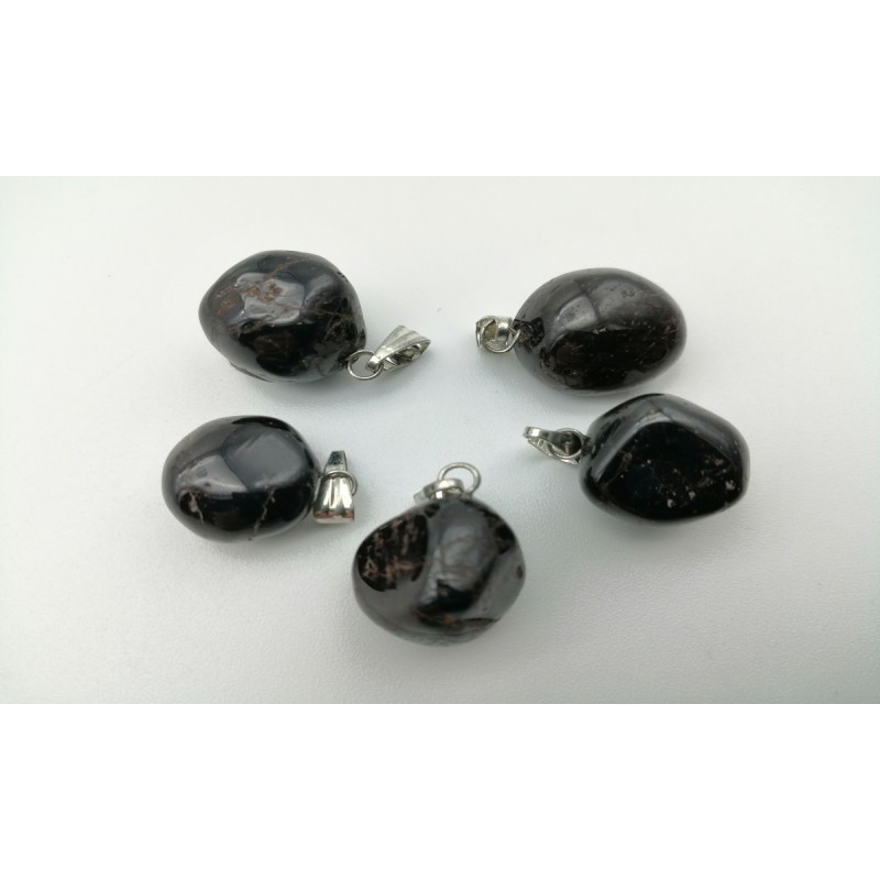 0562GA016 15  CIONDOLO MEDIO GRANATO