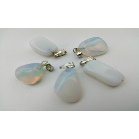 0562OP016 24  CIONDOLO MEDIO OPALITE