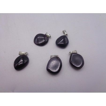 0563GA016 34  CIONDOLO GRANDE GRANATO