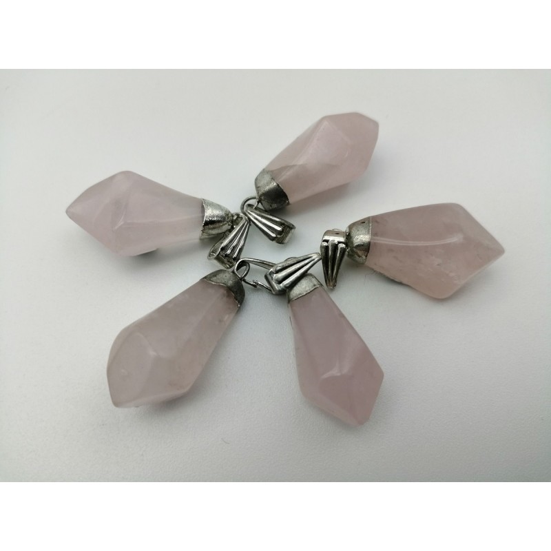 0565QR016 5  CIONDOLO A PUNTA QUARZO ROSA