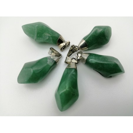 0565QV016 7  CIONDOLO A PUNTA QUARZO VERDE