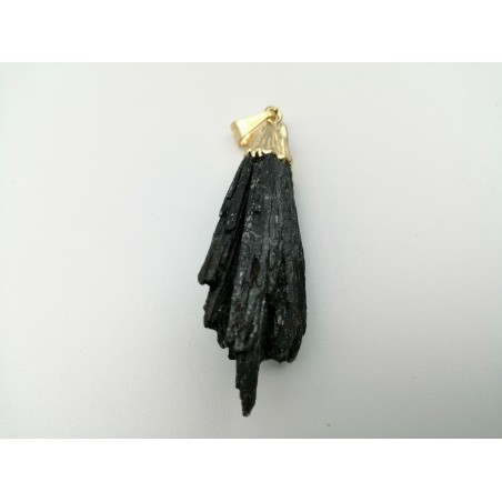 0569QV016 1  CIONDOLO PIETRA GREZZA CIANITE NERA